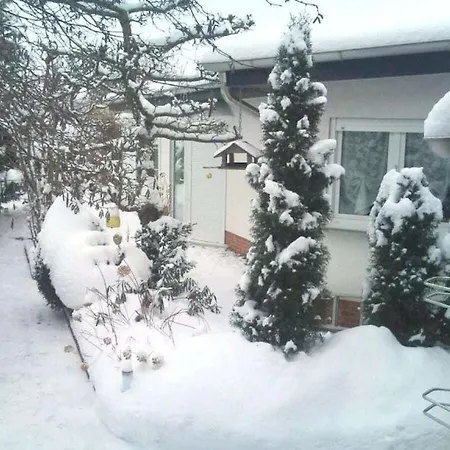 With 2 Bedrooms Сasa de vacaciones *