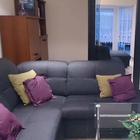 Prázdninový dům With 2 Bedrooms *