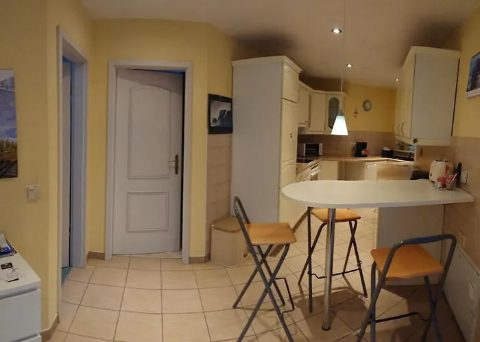 With 2 Bedrooms Holiday home *